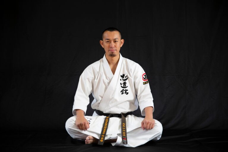 Großmeister Takafumi Nakayama